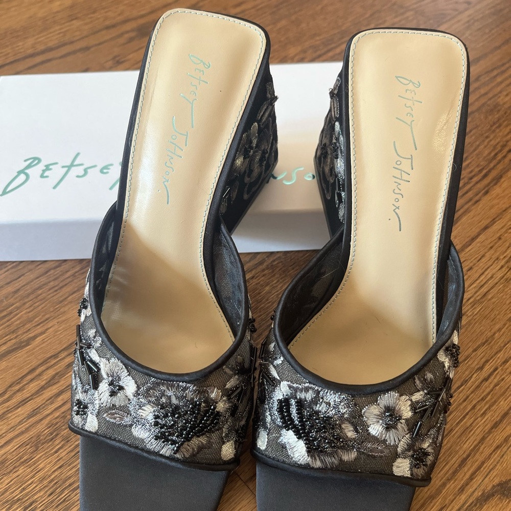 Betsey Johnson Black and Silver Floral Mules